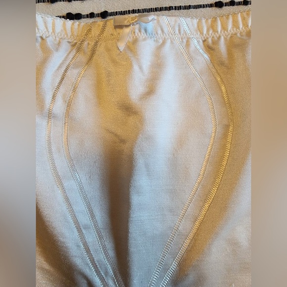 WARNERS Control Leg Brief - Picture 2 of 3